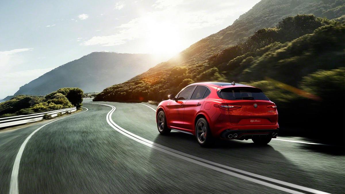 2017-alfa-romeo-stelvio