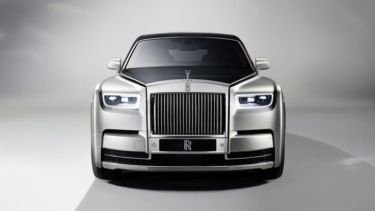 rolls-royce-phantom-2017