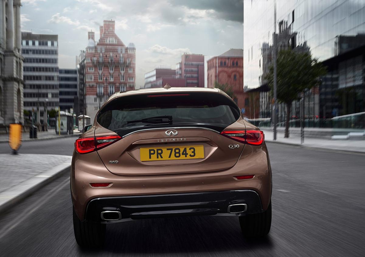 infiniti-q30-2018