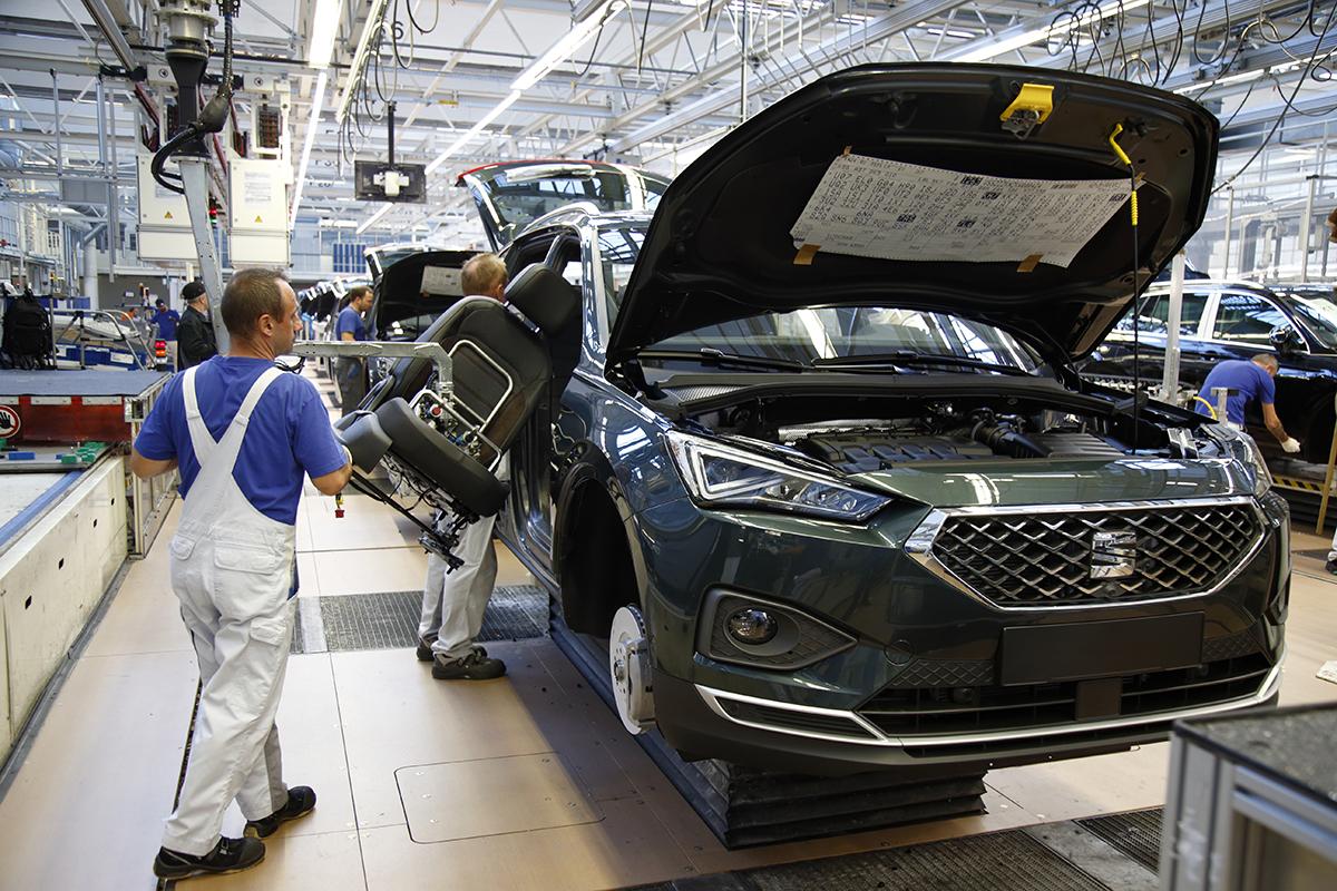 seat tarraco production starts in wolfsburg