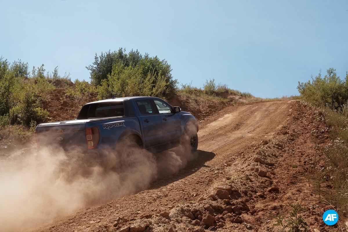 Ford Ranger Raptor V8