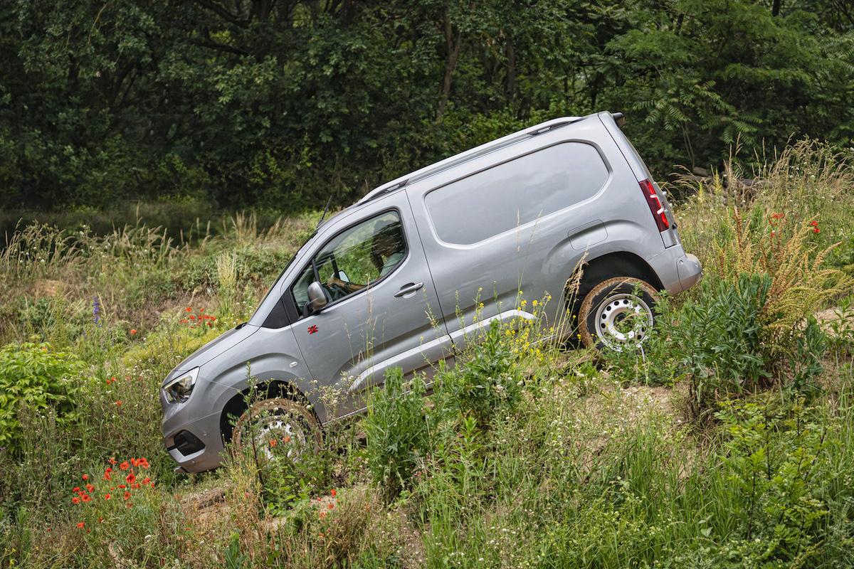 opel combo 4x4 dangel 2019