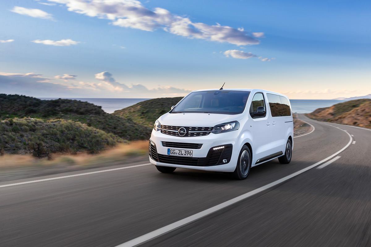 opel-zafira-life-2019-review-autofans