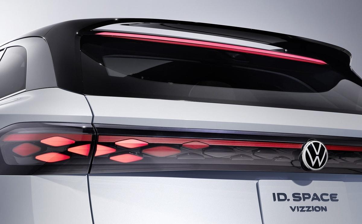 VW-ID-space-vizzion-Concept-2019