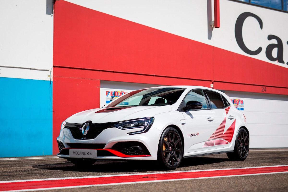 Renault Mégane R.S. Trohy-R Review Rijtest 2020