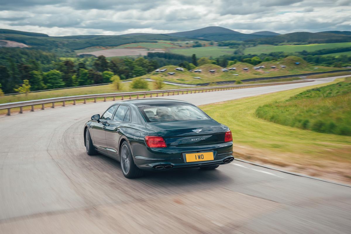 Bentley Flying Spur Hybrid 2021