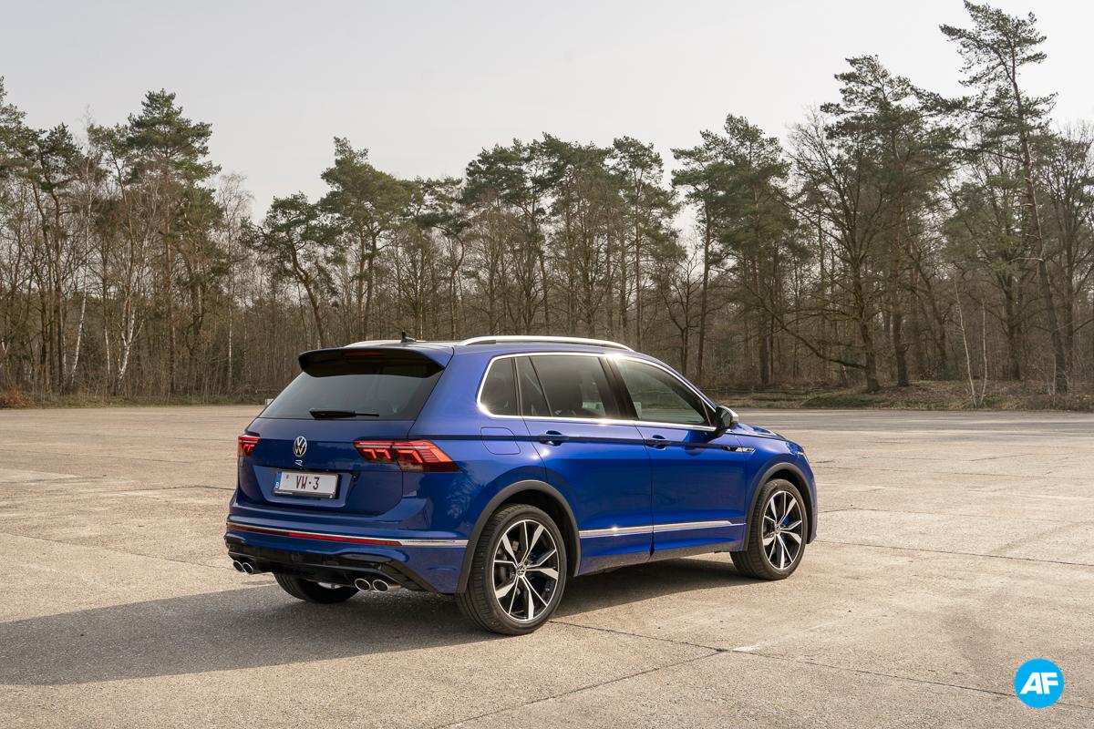 Cupra Formentor VZ vs Volkswagen Tiguan R 2021