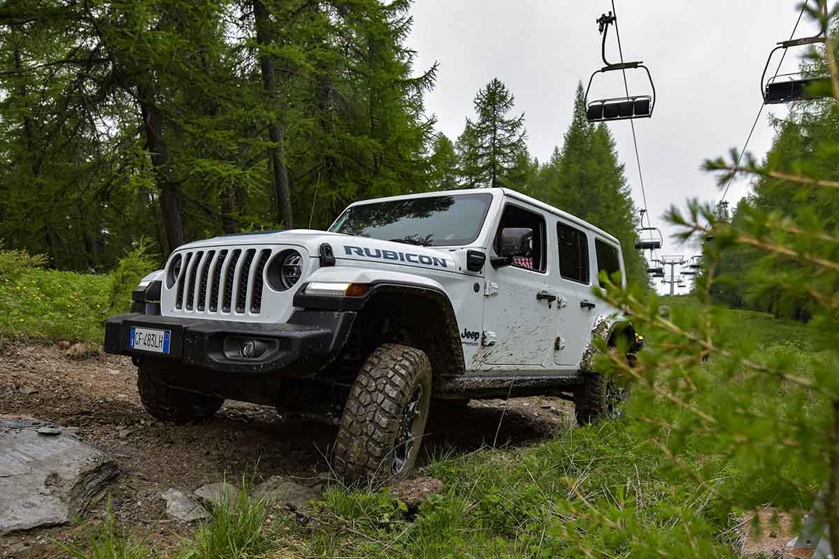 Review Jeep Wrangler Unlimited 4xe (2021)