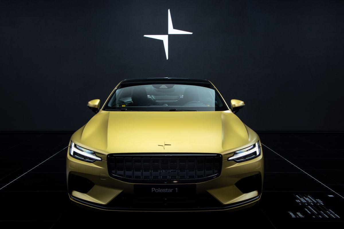 Polestar 1 gold edition (2021)