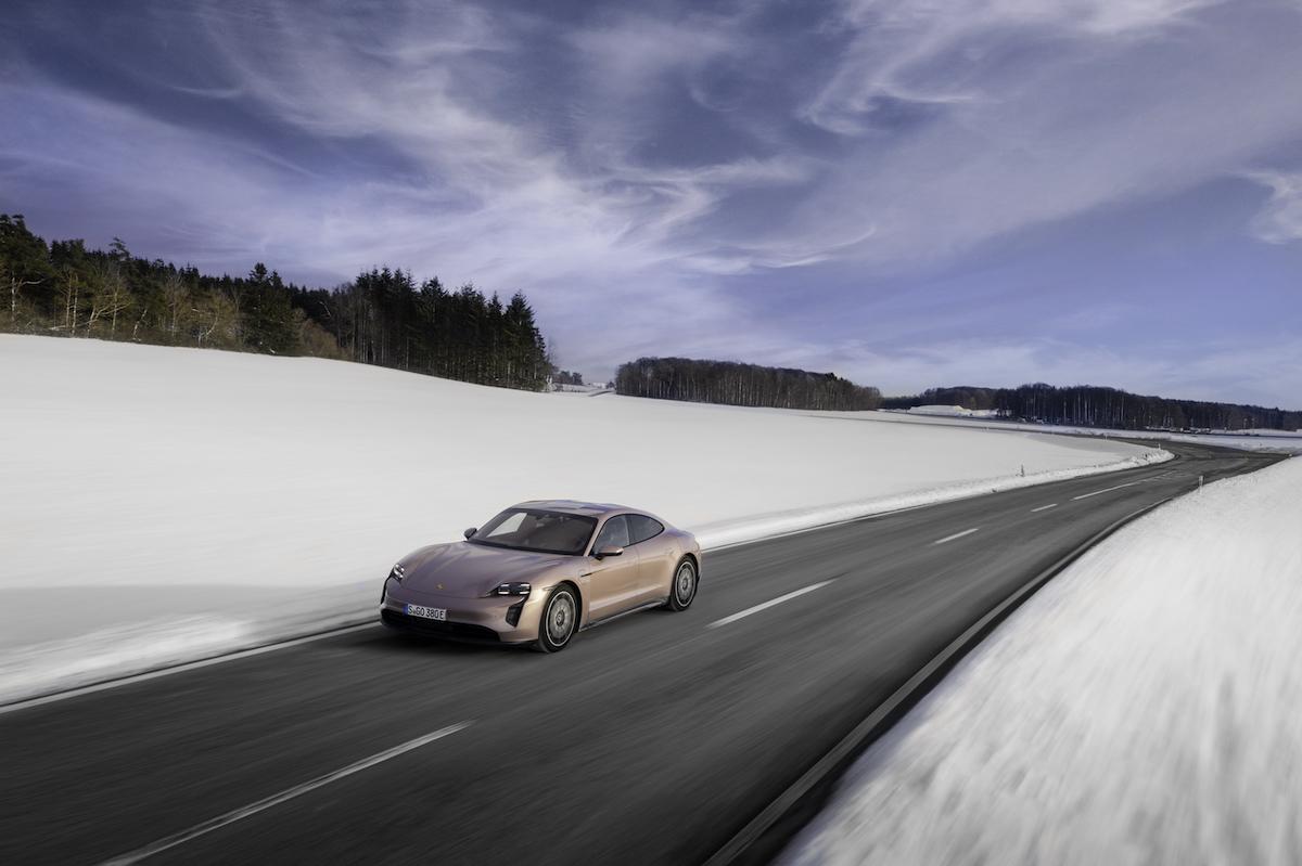 Porsche Taycan RWD test 2021