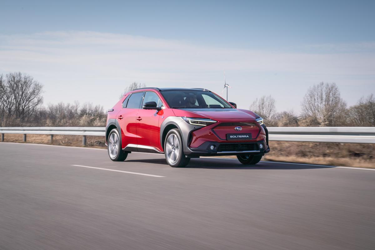 Subaru Solterra test rijtest review 2022