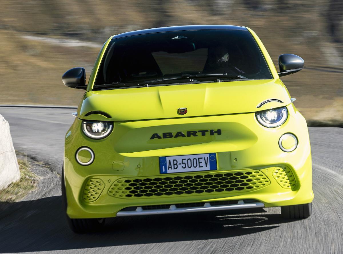 Abarth 500e test rijtest review 2023