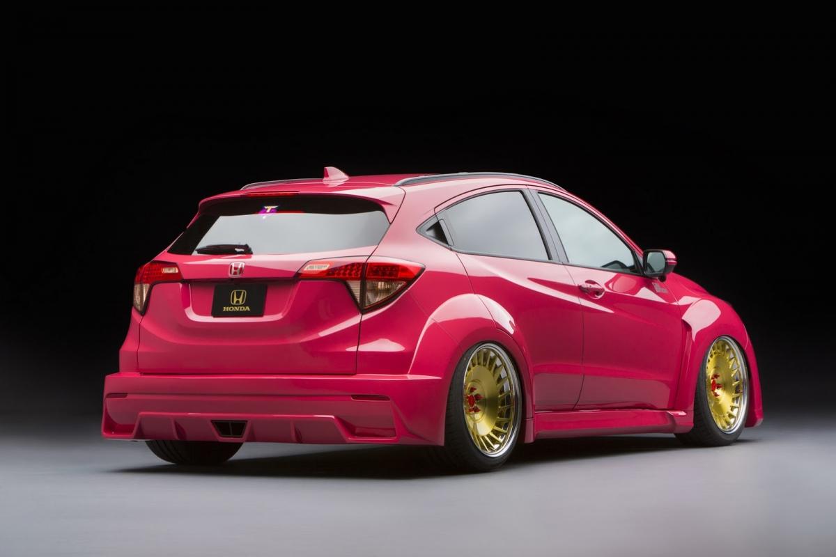 honda-sema-hr-v-pink