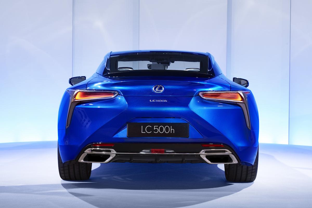 lexus-lc-500h-liveview