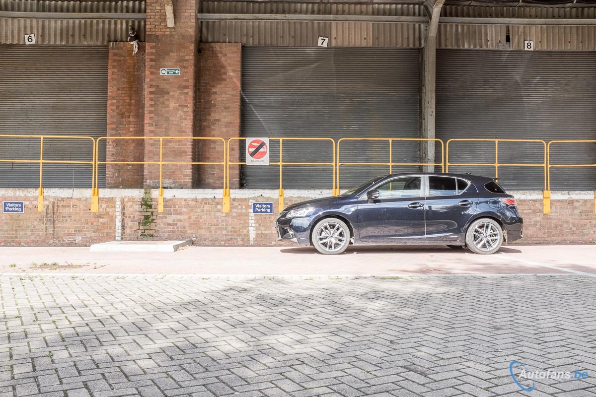 Lexus CT200h Hybrid Hatchback 2014 Facelift