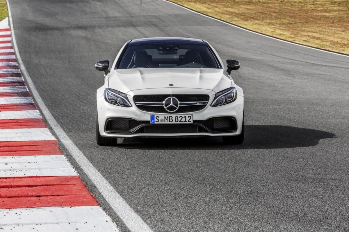 mercedes-amg-c-63-coupe-2015_01