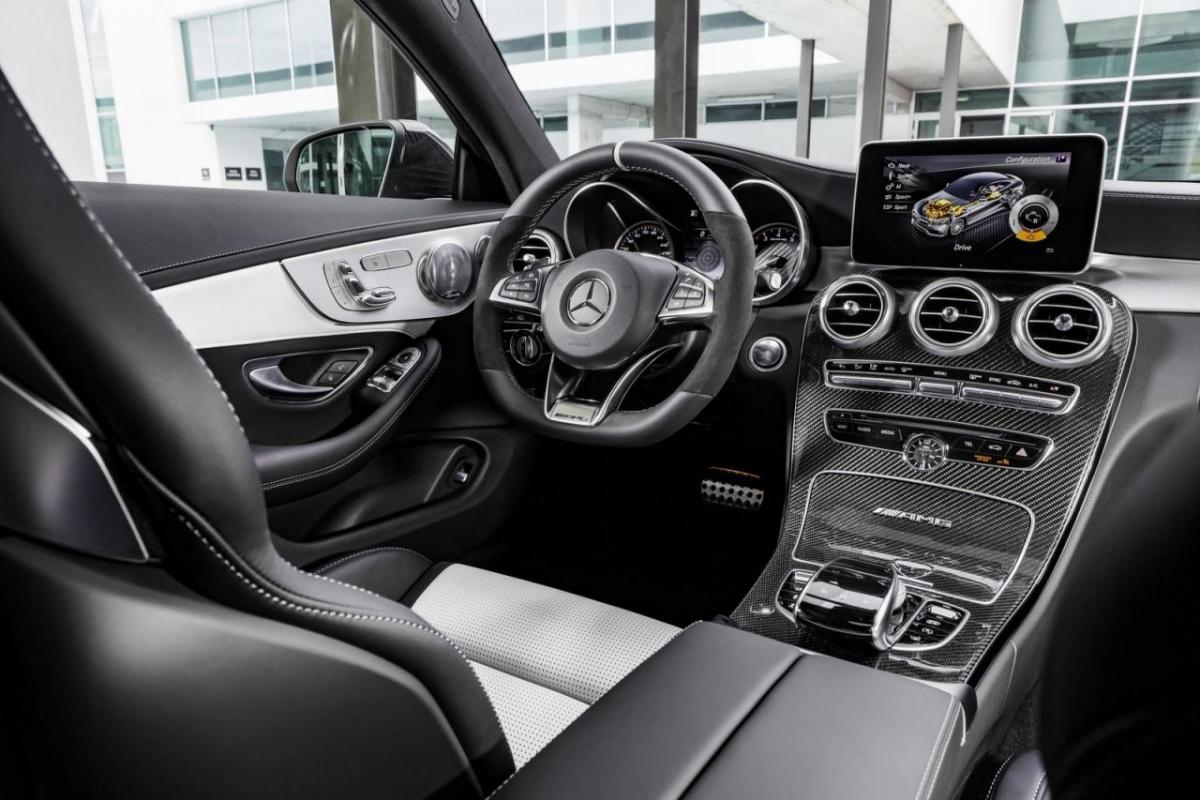 mercedes-amg-c-63-coupe-2015_01