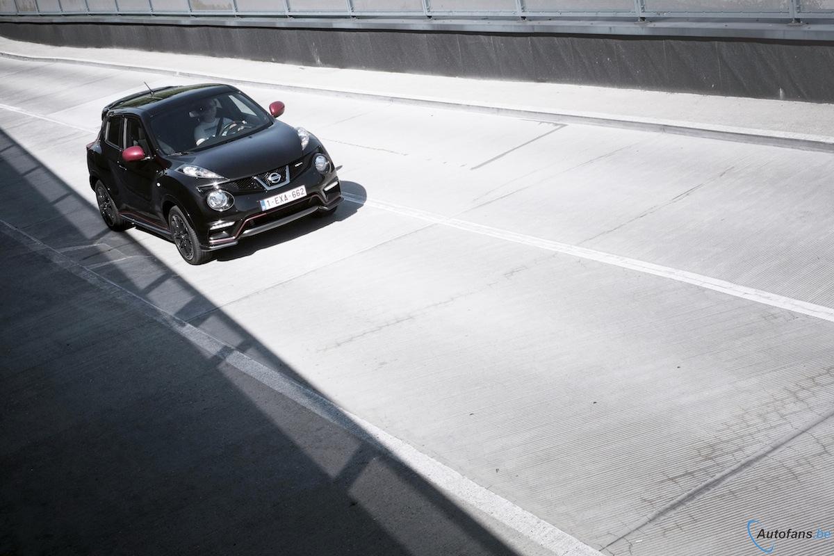 Nissan-Juke-Nismo-VS-Mini-Countryman-JCW