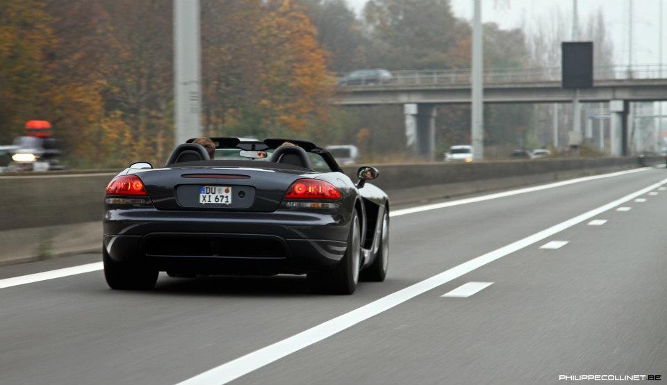 Vrijdag-Fandag-Dodge-Viper-SRT10