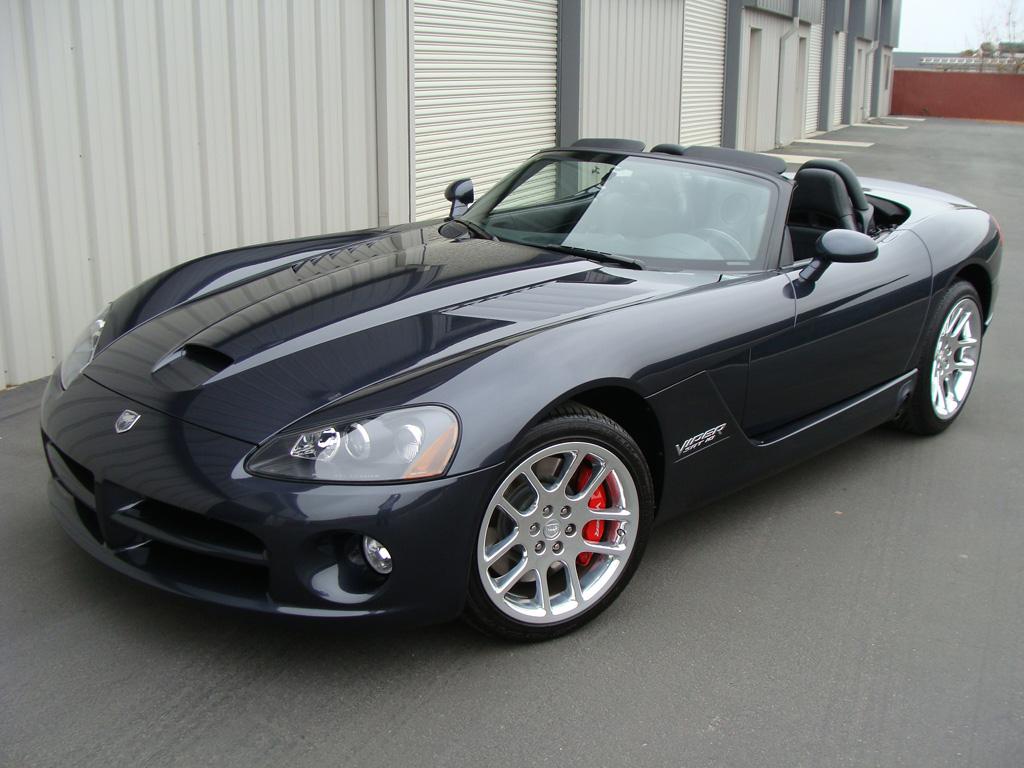 Vrijdag-Fandag-Dodge-Viper-SRT10