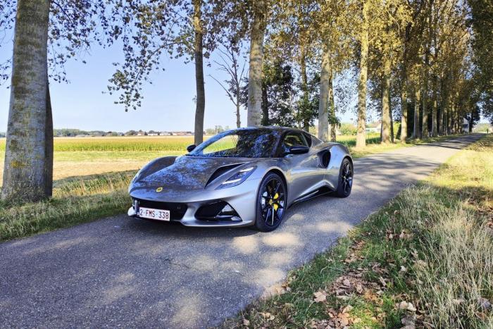 Lotus Emira test 2024