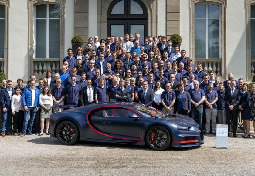 bugatti-chiron-100