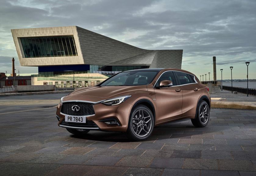 infiniti-q30-2018_01