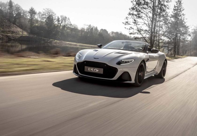 aston martin dbs superleggera volante 2019