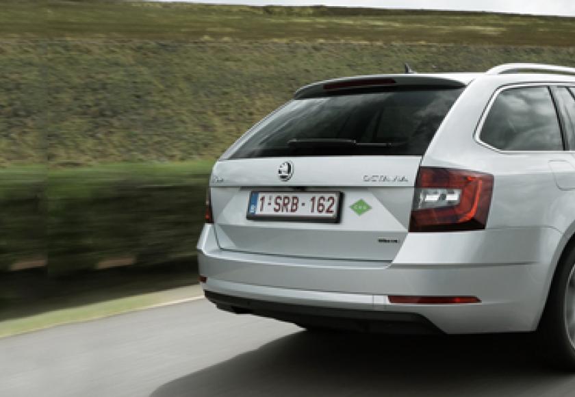 Skoda Octavia Combi G-TEC rijtest aardgas CNG review