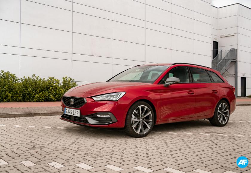 Seat Leon 2020 rijtest Break hatchback video