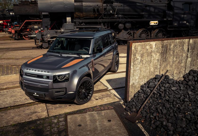 Land Rover Defender roest Niels van Roij