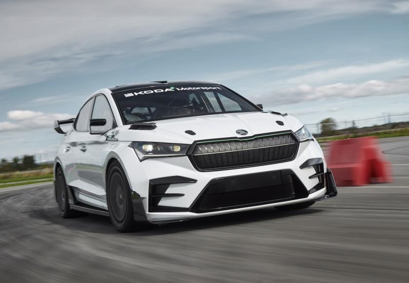 Deze Skoda Enyaq RS-racewagen heeft één groot probleem