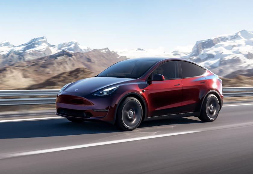 Eindelijk: Tesla Model Y nu ook als zevenzitter in Europa! (2024)