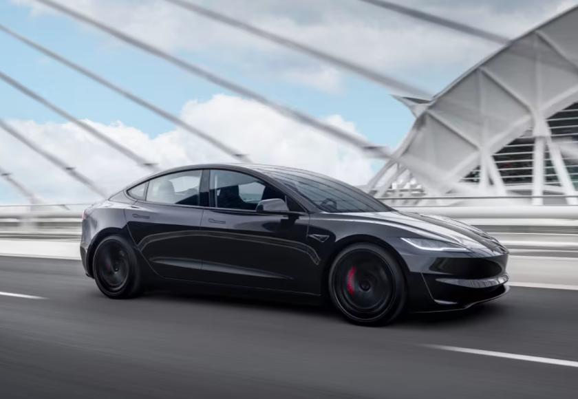 Tesla Model 3 Performance Highland facelift