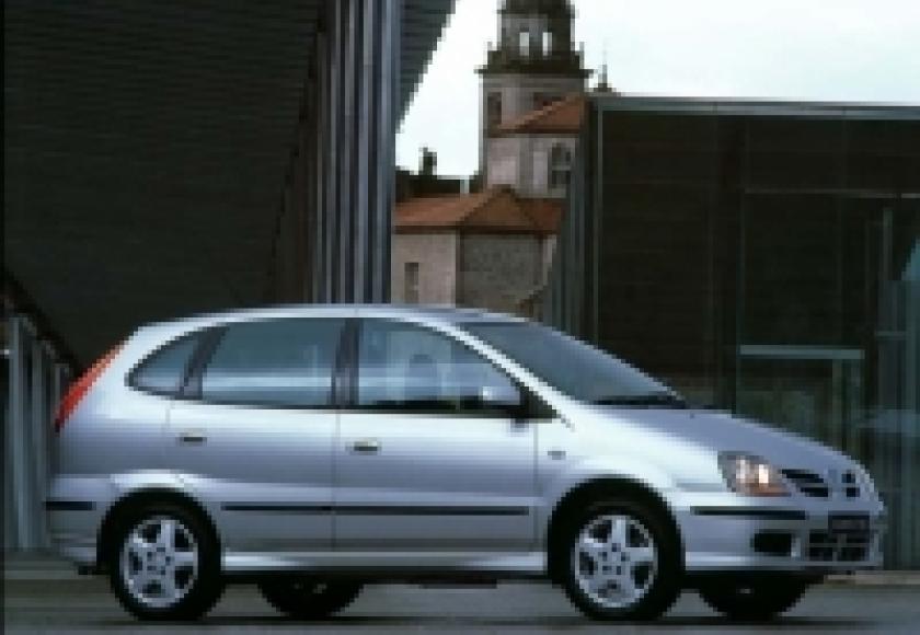 Nissan Almera