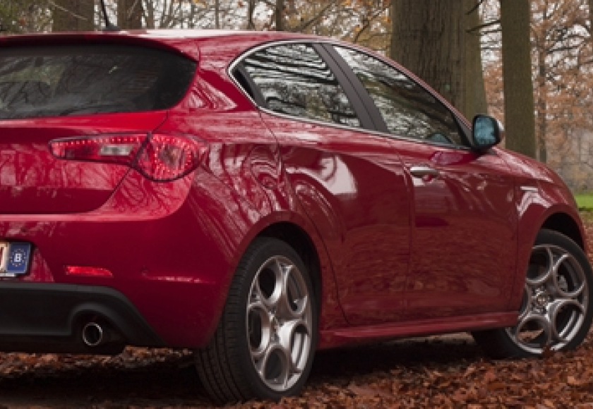 Rijtest Alfa Romeo Giulietta 2010