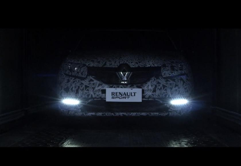 renault-sandero-rs-spyshot_01