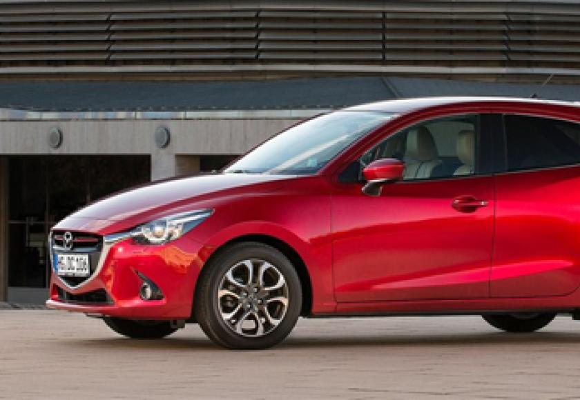 Rijtest-Mazda2