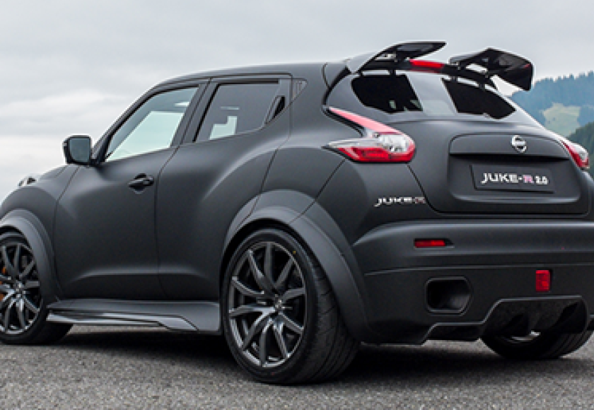 Juke-R-2.0-nissan-crossover